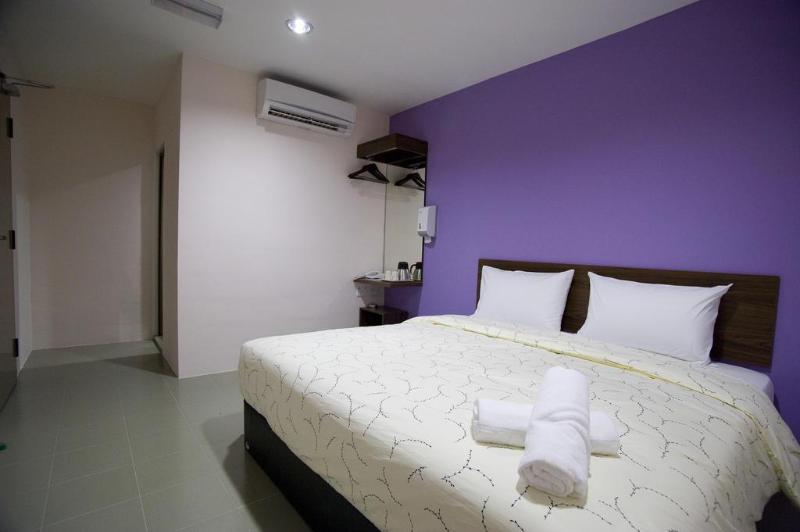 Oyo 89480 Dream House Hotel سكودايْ المظهر الخارجي الصورة