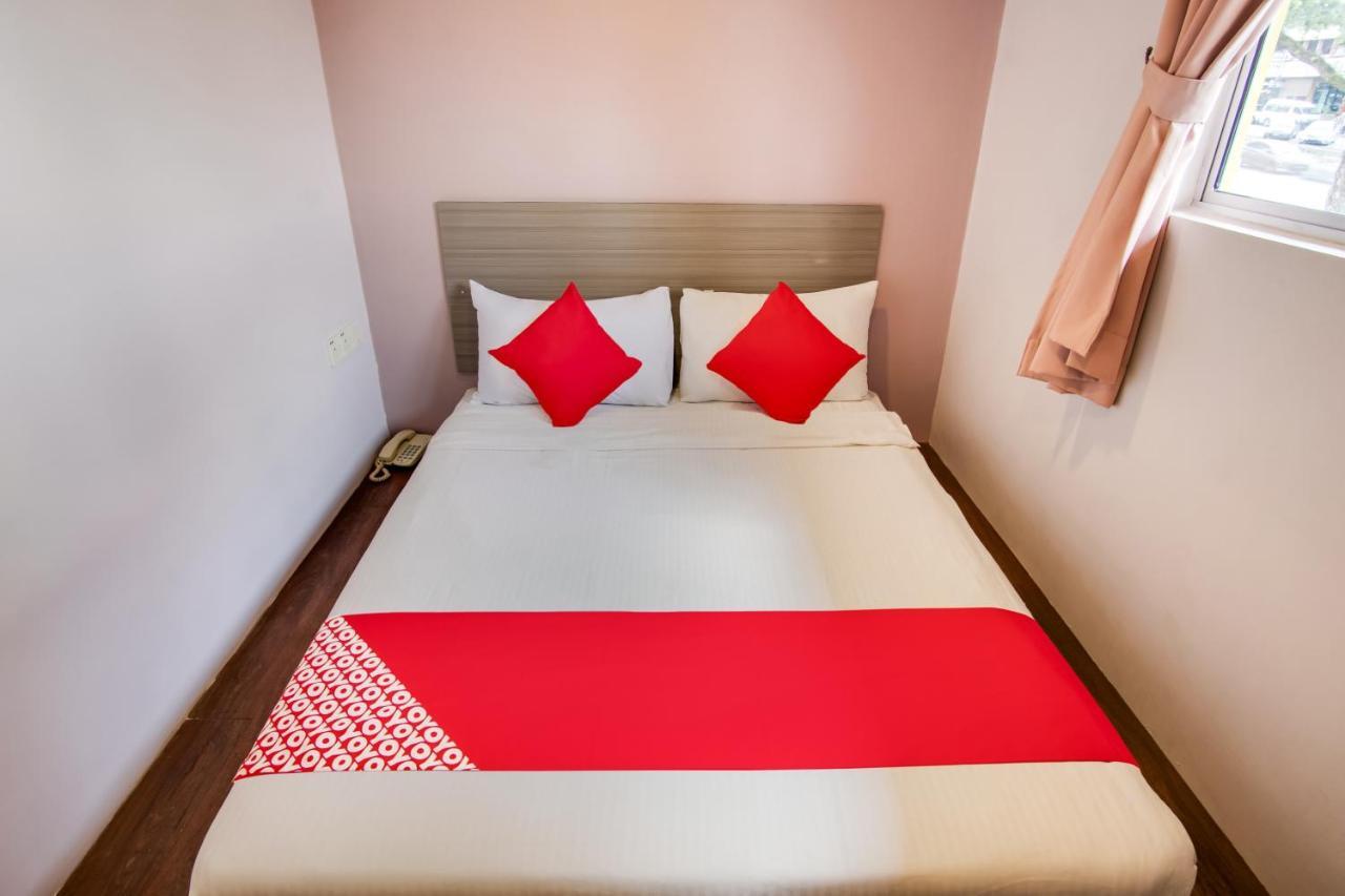 Oyo 89480 Dream House Hotel سكودايْ الغرفة الصورة